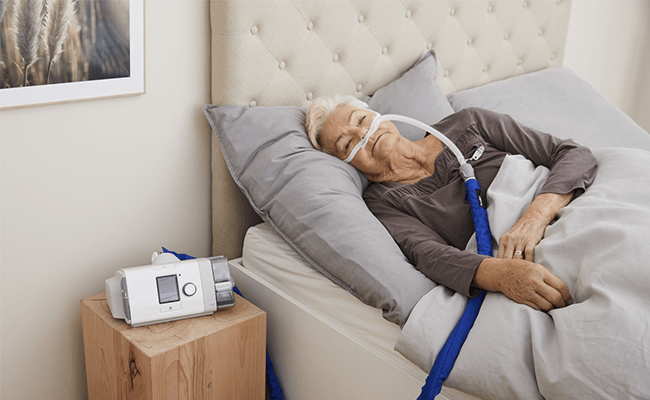 COPD-nainen-nukkuva-korkeavirtaushoito